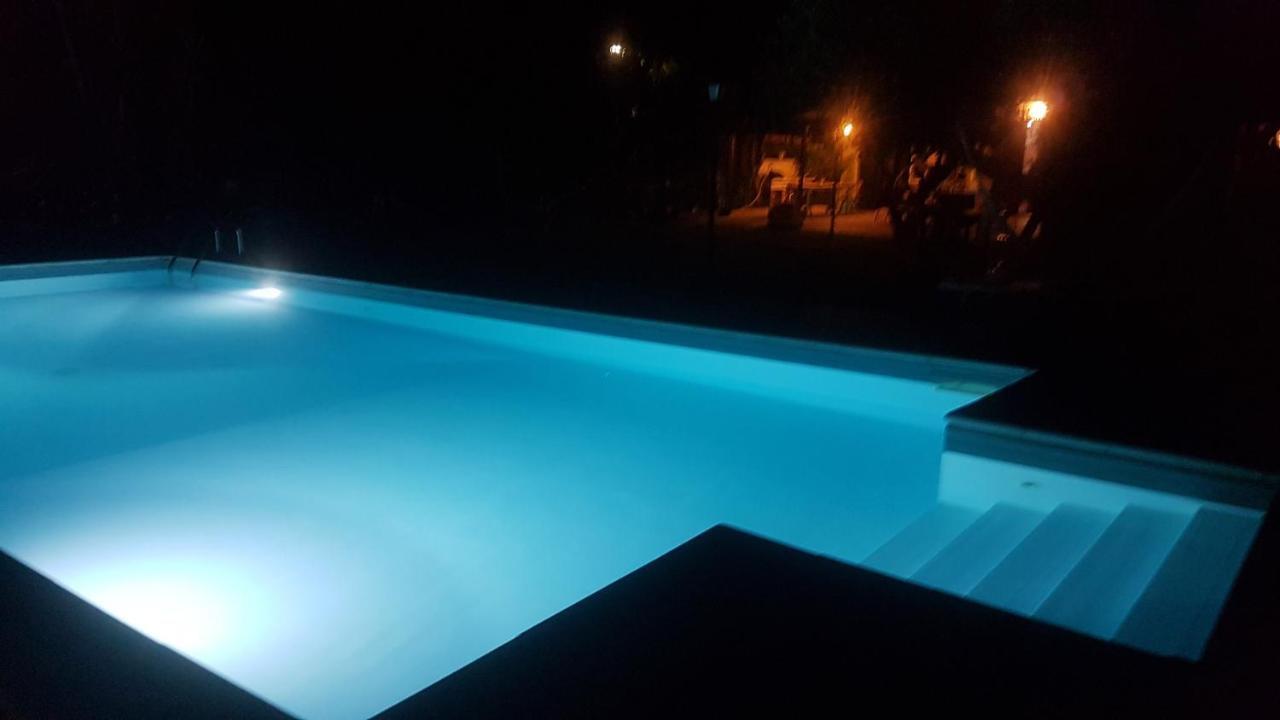 Sinilu B&B Silvi Paese エクステリア 写真
