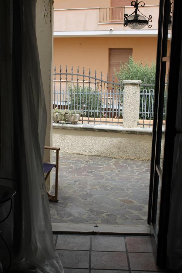 Sinilu B&B Silvi Paese エクステリア 写真