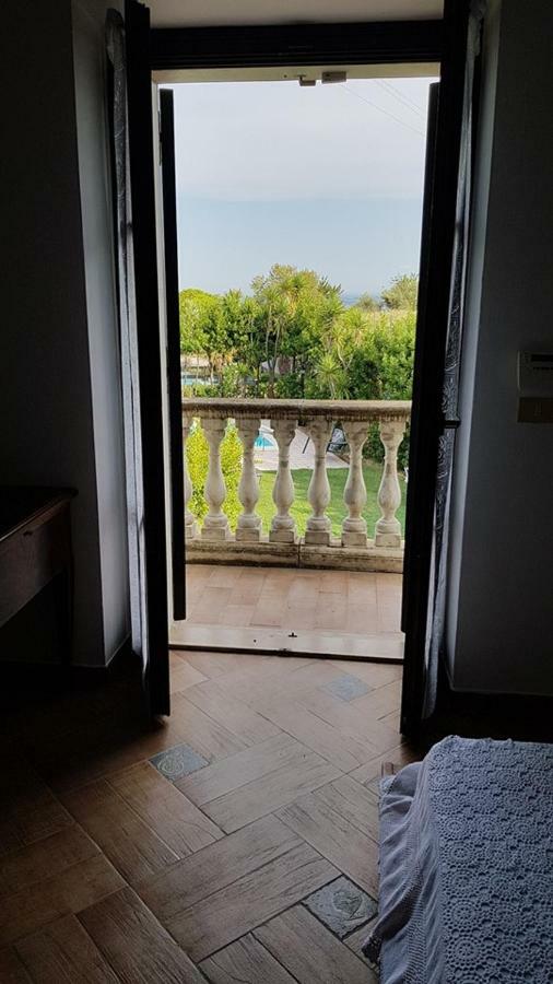 Sinilu B&B Silvi Paese エクステリア 写真